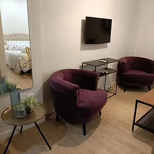 Lobos Apartment Granada